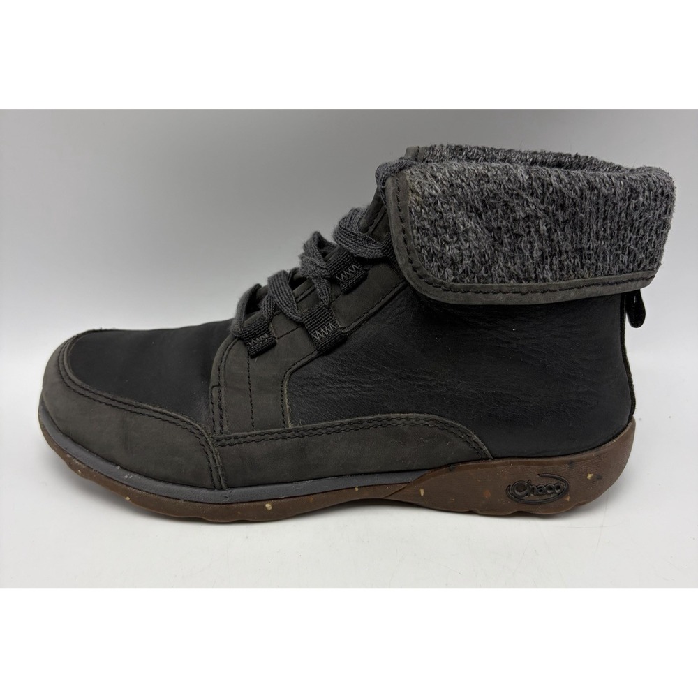 Chaco Barbary Waterproof Cold Weather Boots Womens 8 Gray Fold Over Knit Cuff